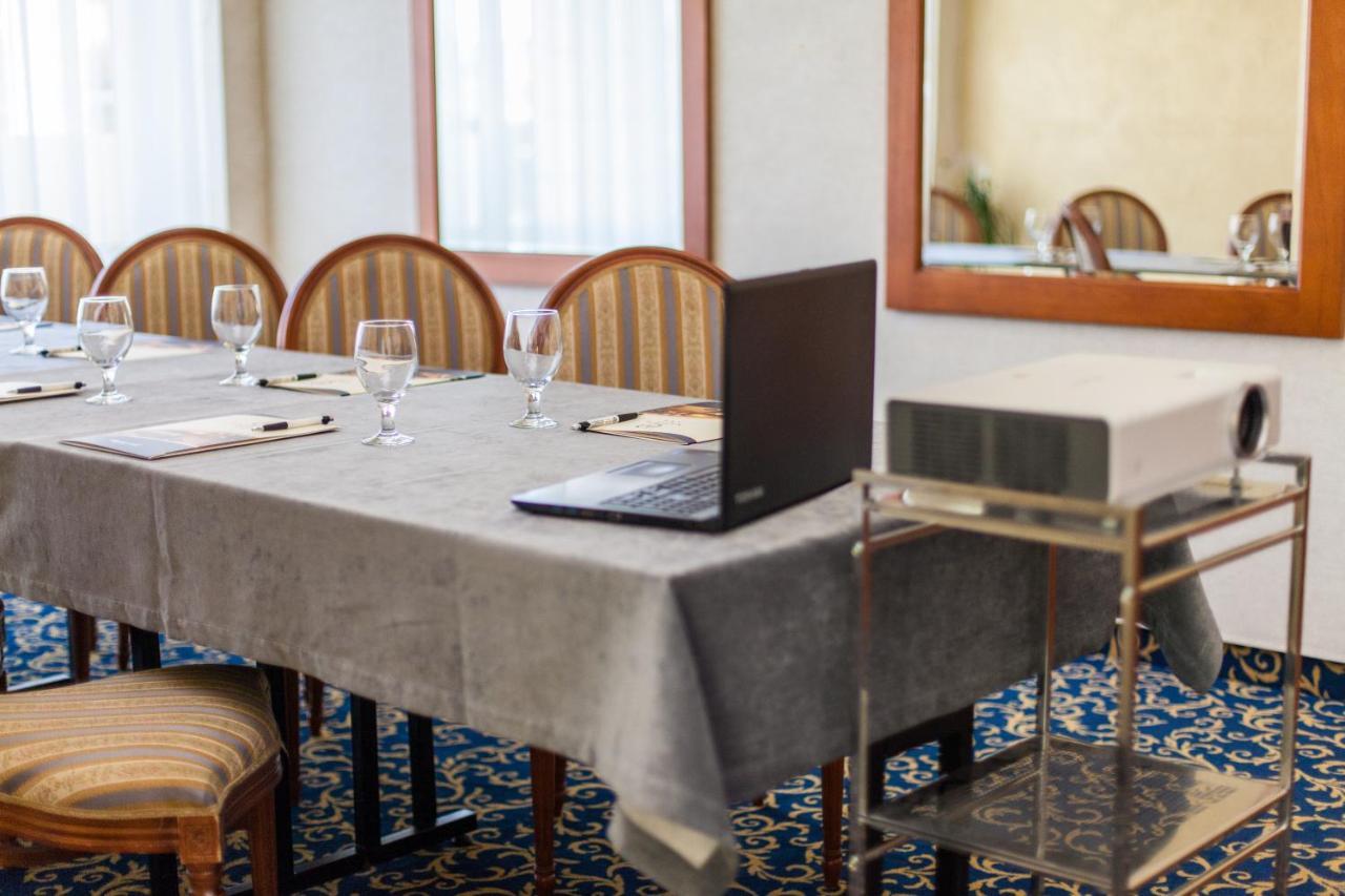 Hotel Nowy Dwor W Zaczerniu 3*